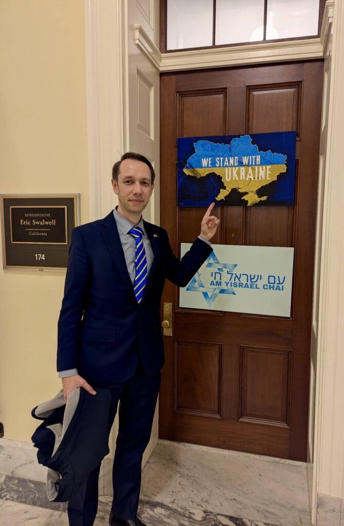 Dmytro Kavun, Dignitas Ukraine