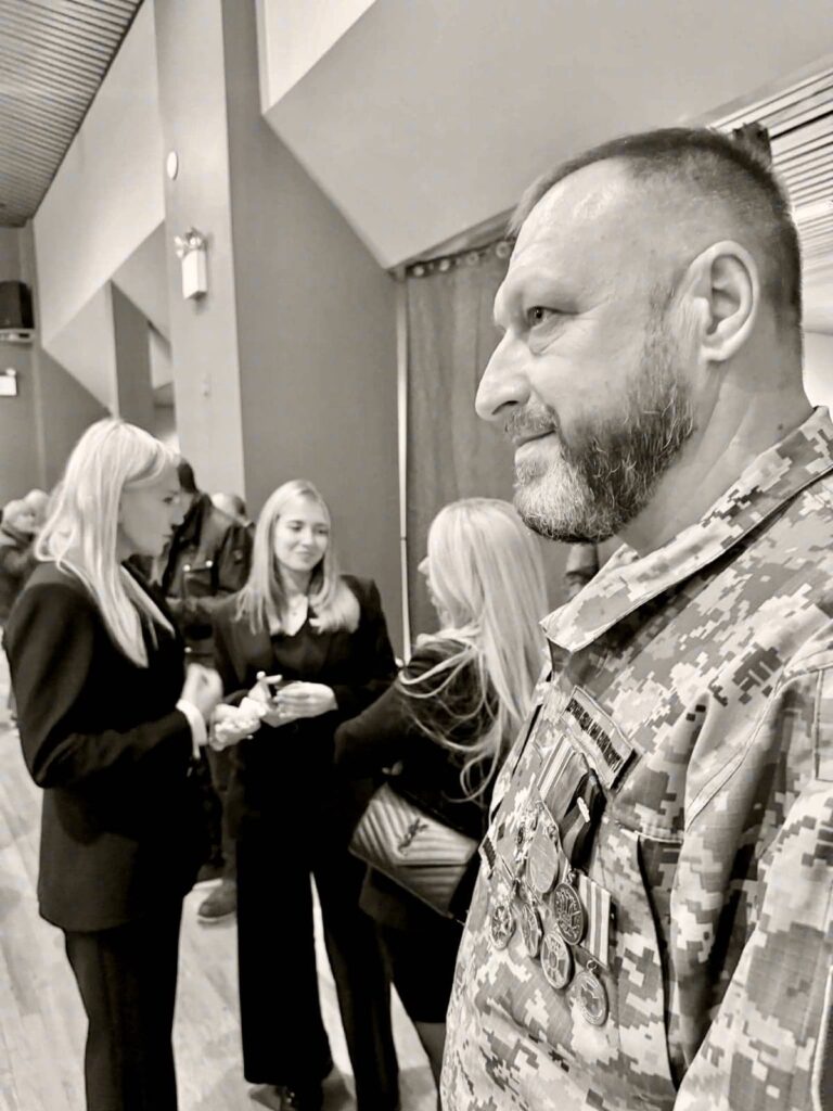 Ukrainian defenders, Dignitas Ukraine