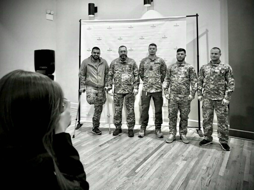 Ukrainian defenders, Dignitas Ukraine